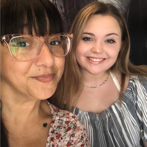 Meet your Posher, Milagros aka Millie - Picture 2 of 11